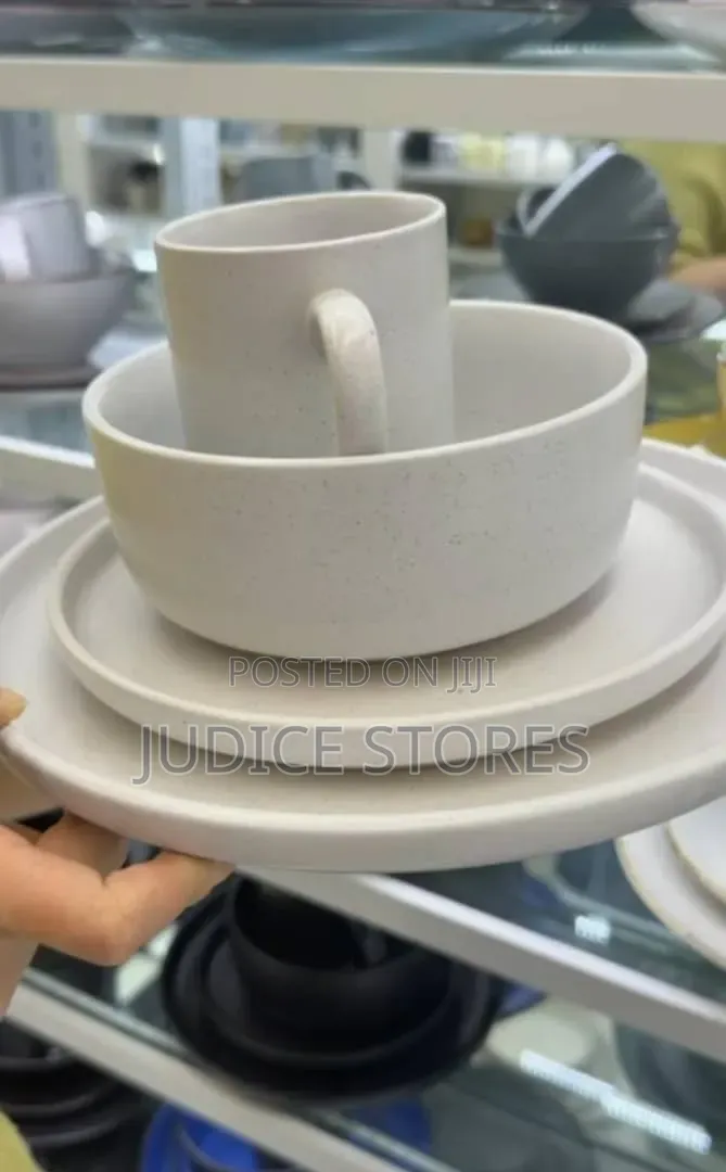 16 PCs Dinner Set Make Your Choice