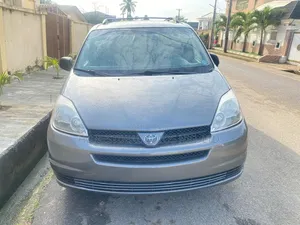 Toyota Sienna CE 2005 Gray
