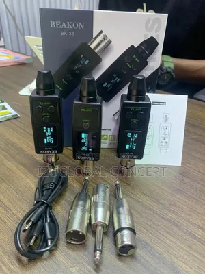 BEAKON BK-33 UHF Wireless Microphone System  150 Meter Range
