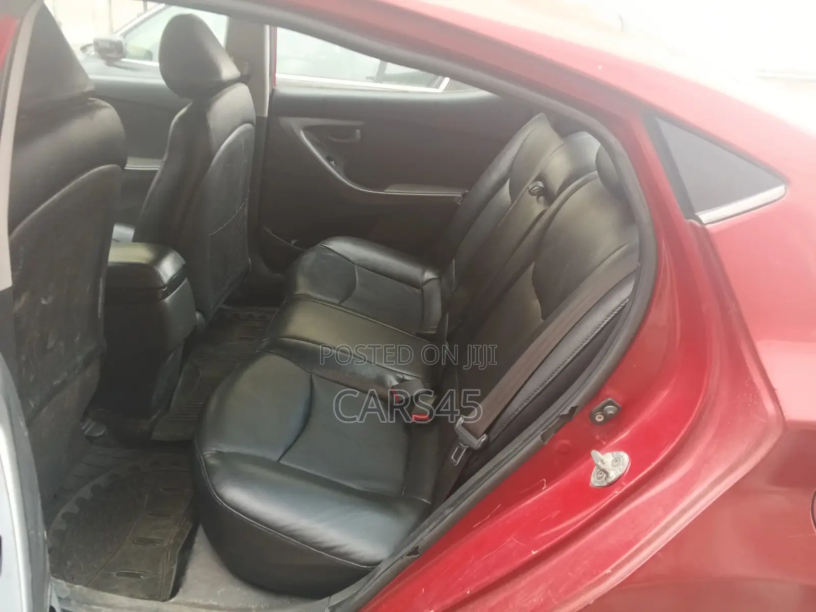 Hyundai Elantra 2016 Red