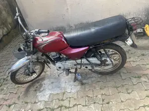 Bajaj Boxer 2024 Red