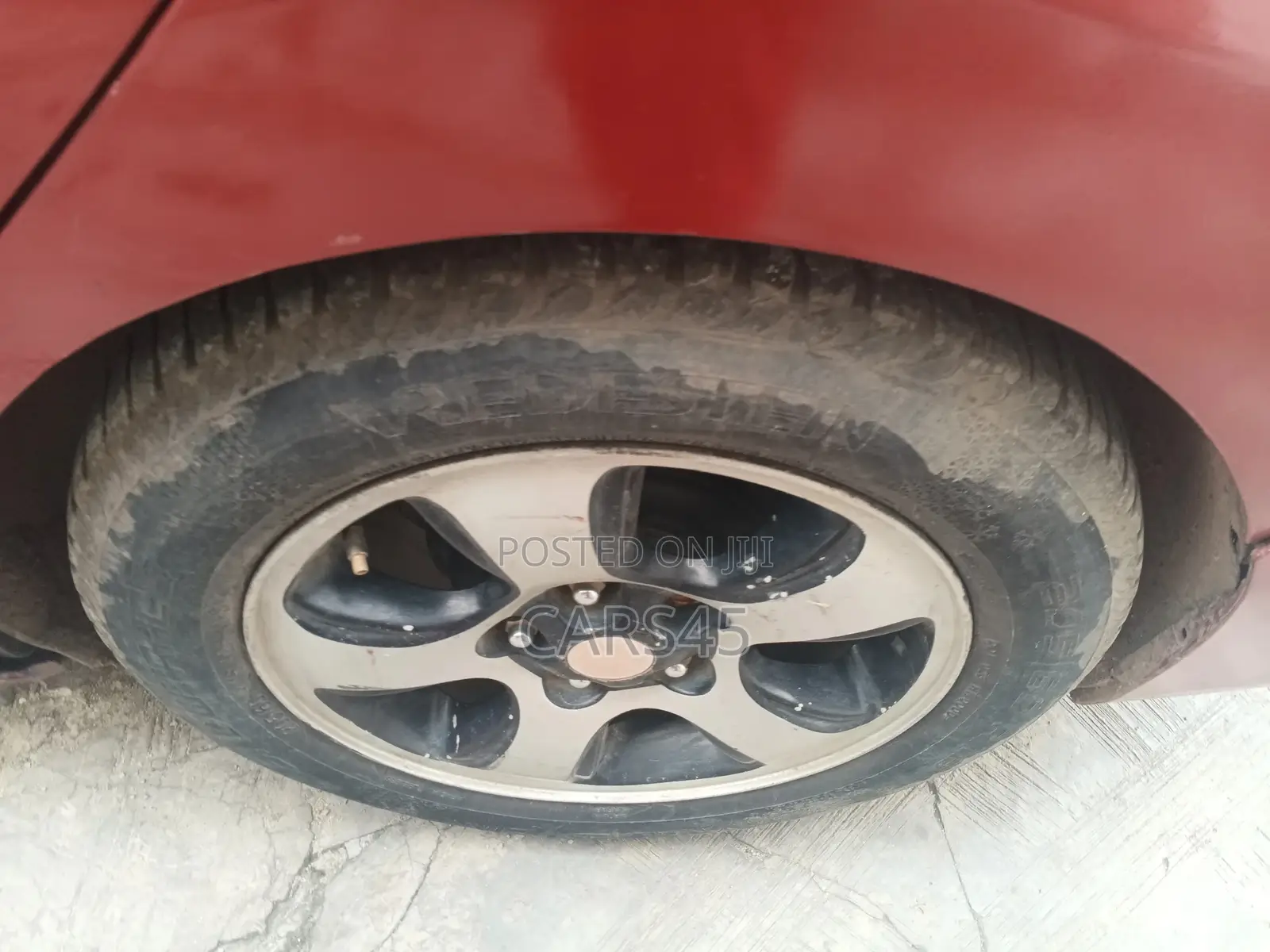 Hyundai Elantra 2016 Red