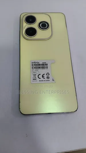 Infinix Hot 40i 128 GB Gold