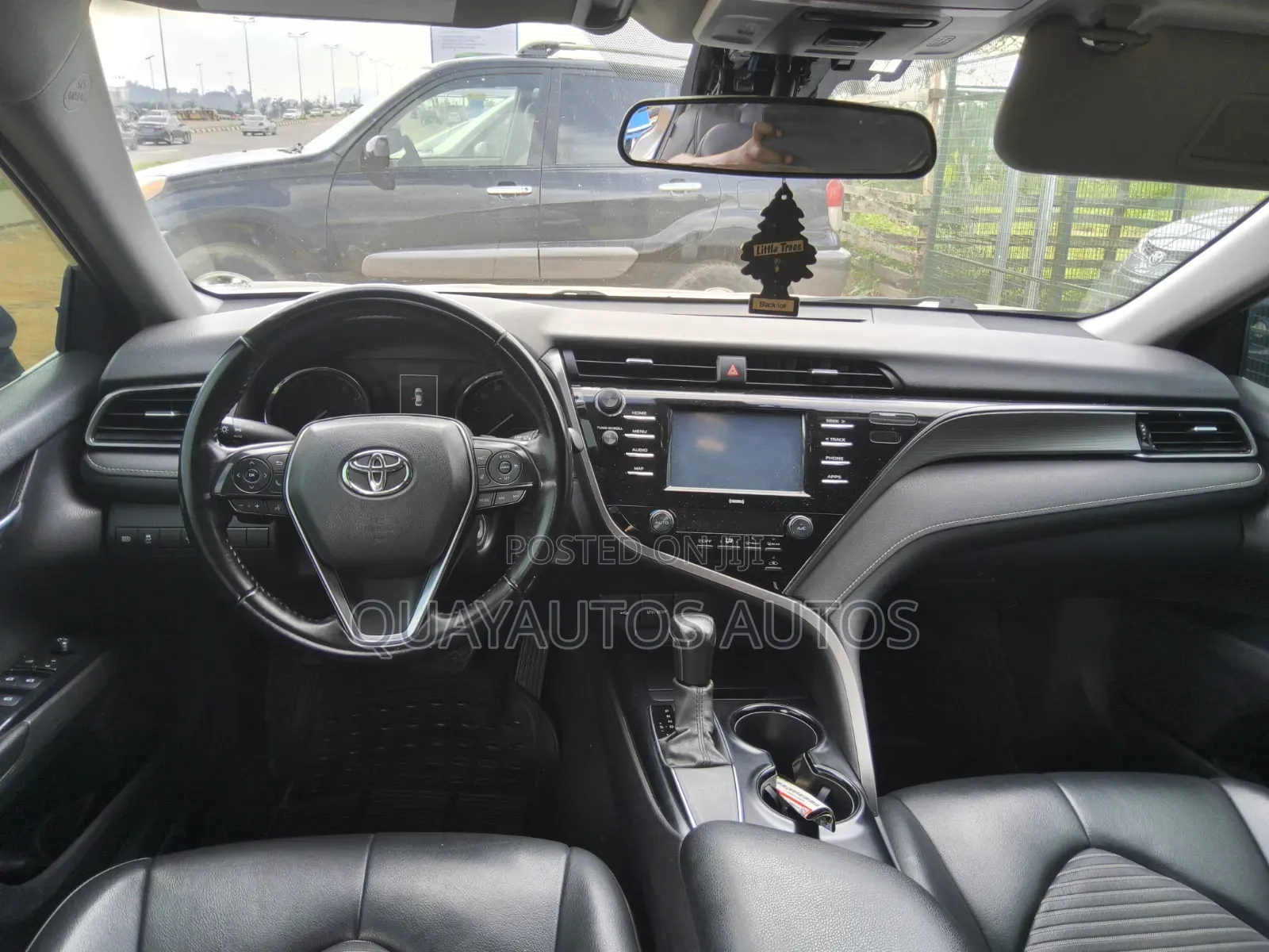 Toyota Camry 2020 Silver