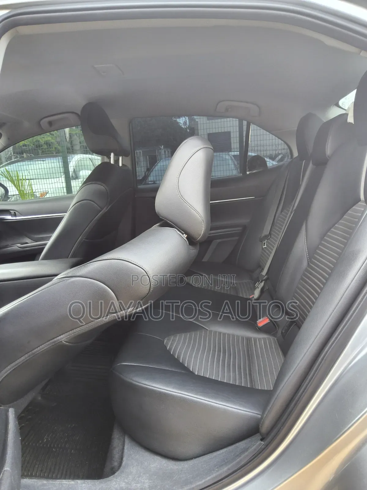 Toyota Camry 2020 Silver