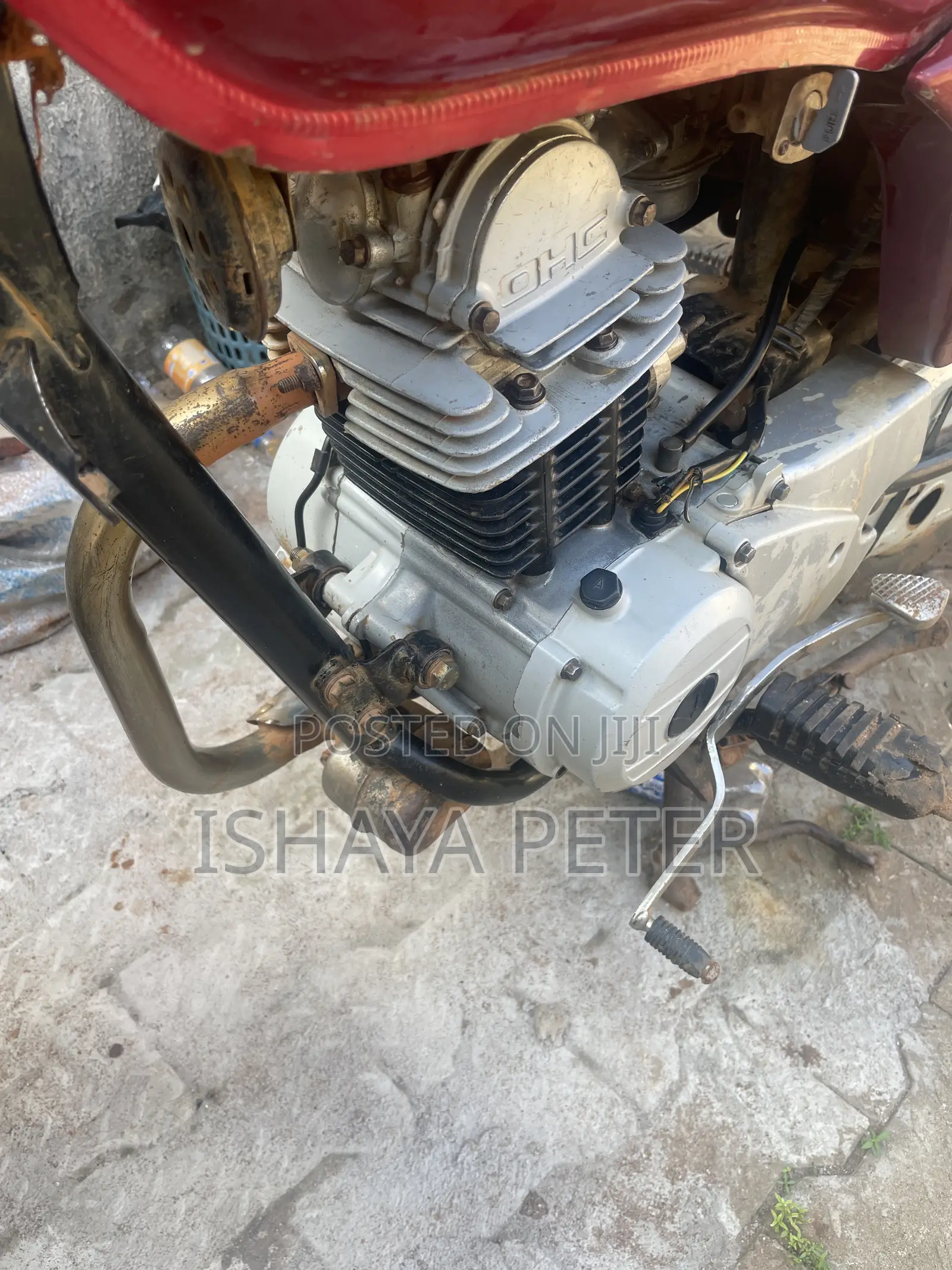 Bajaj Boxer 2024 Red