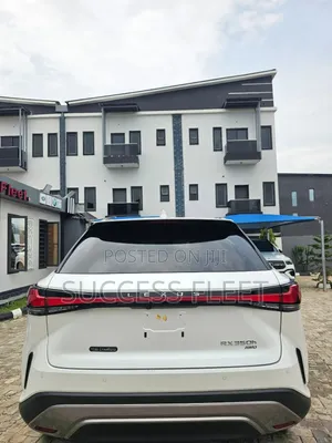 Lexus RX 2025 White