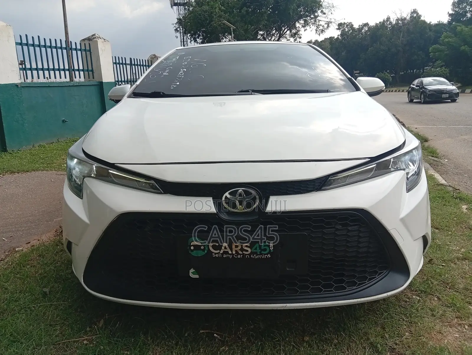 Toyota Corolla 2021 White