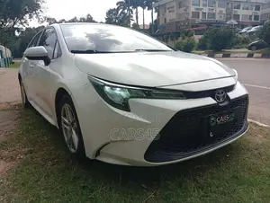 Toyota Corolla 2021 White