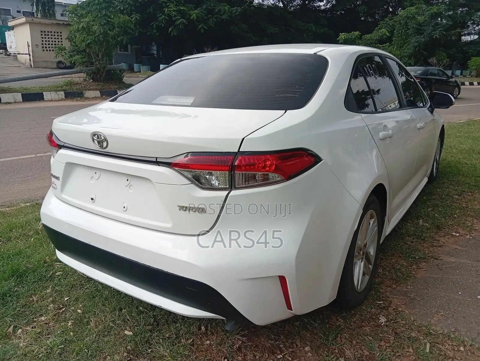 Toyota Corolla 2021 White