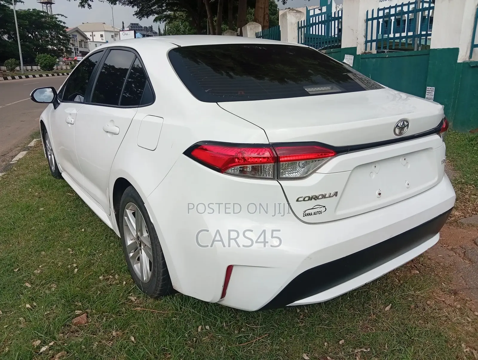 Toyota Corolla 2021 White