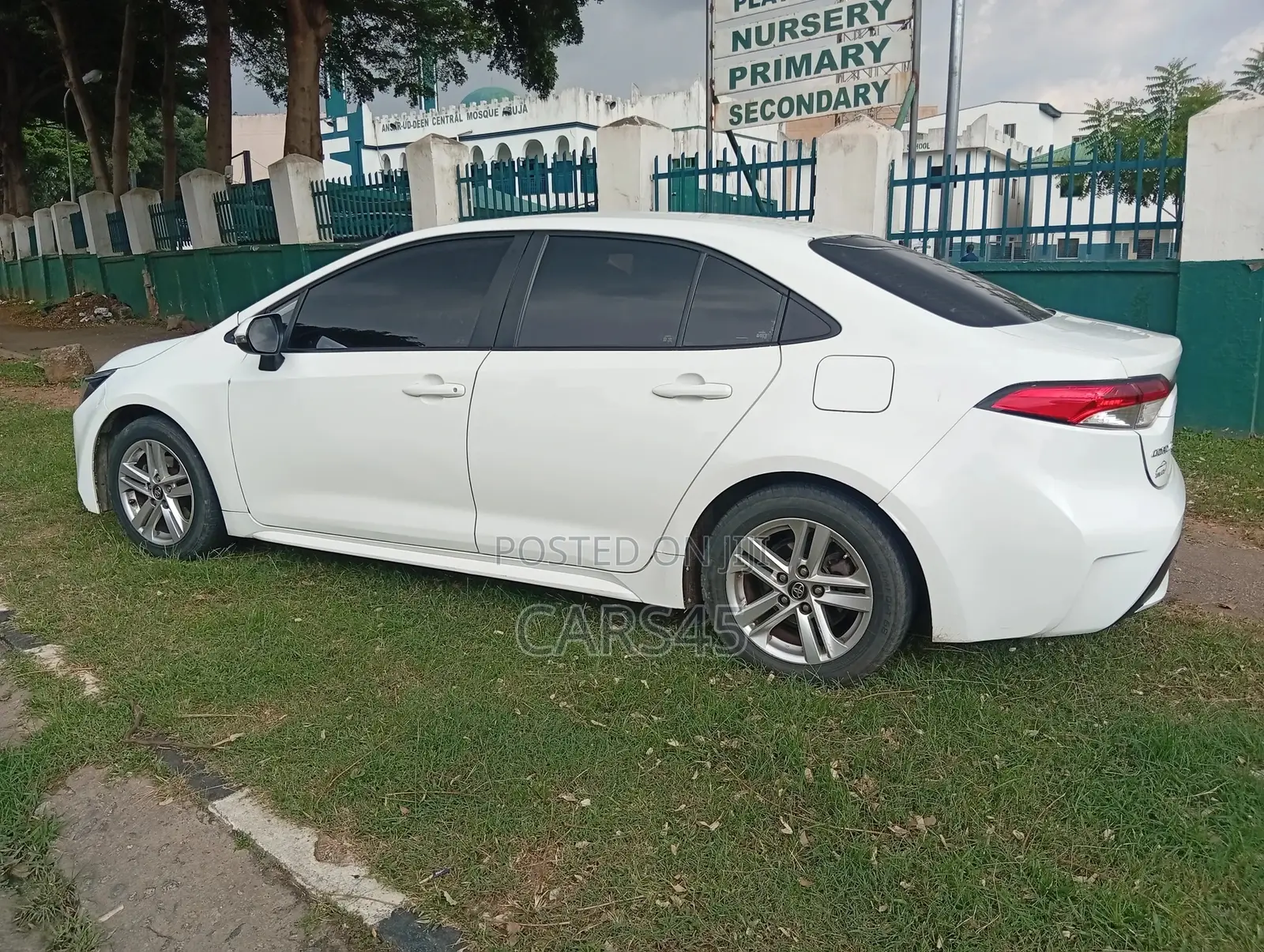 Toyota Corolla 2021 White
