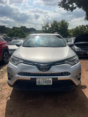 Toyota RAV4 2017 Silver
