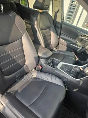 Toyota RAV4 2022 Black