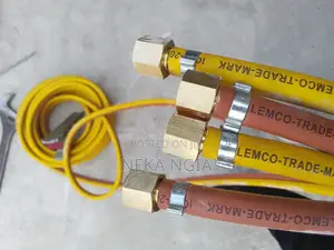 Sand Blasting Pot With Fittings