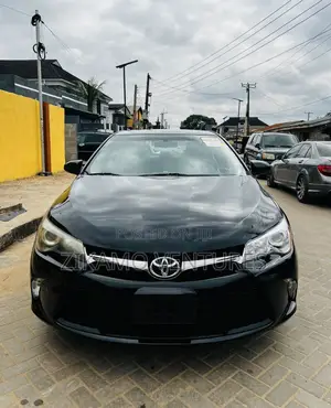 Toyota Camry SE 4dr Sedan (2.5L 4cyl 6A) 2017 Gray