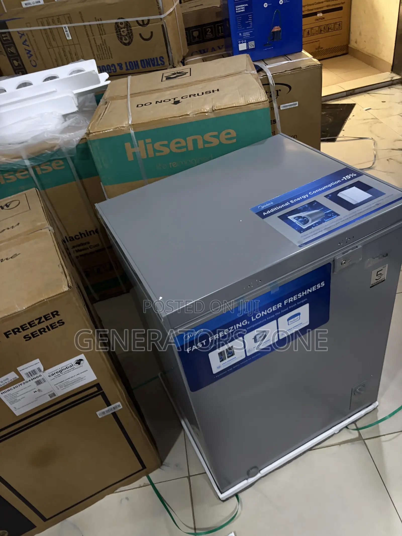 Midea 142L Chest Freezer With GMCC Compressor
