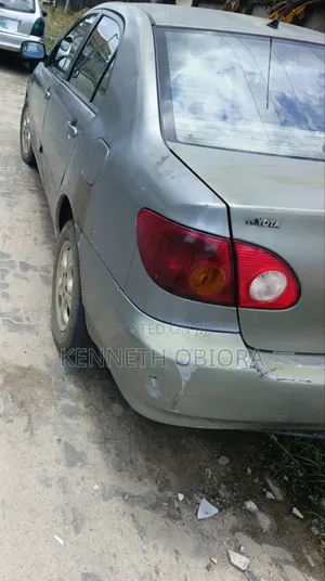 Toyota Corolla Sedan 2003 Green
