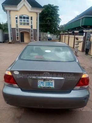 Toyota Camry LE 4dr Sedan (2.4L 4cyl 5A) 2006 Gray