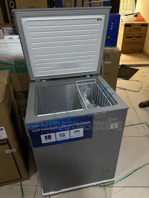 Midea 142L Chest Freezer for Meat and Fish Storage