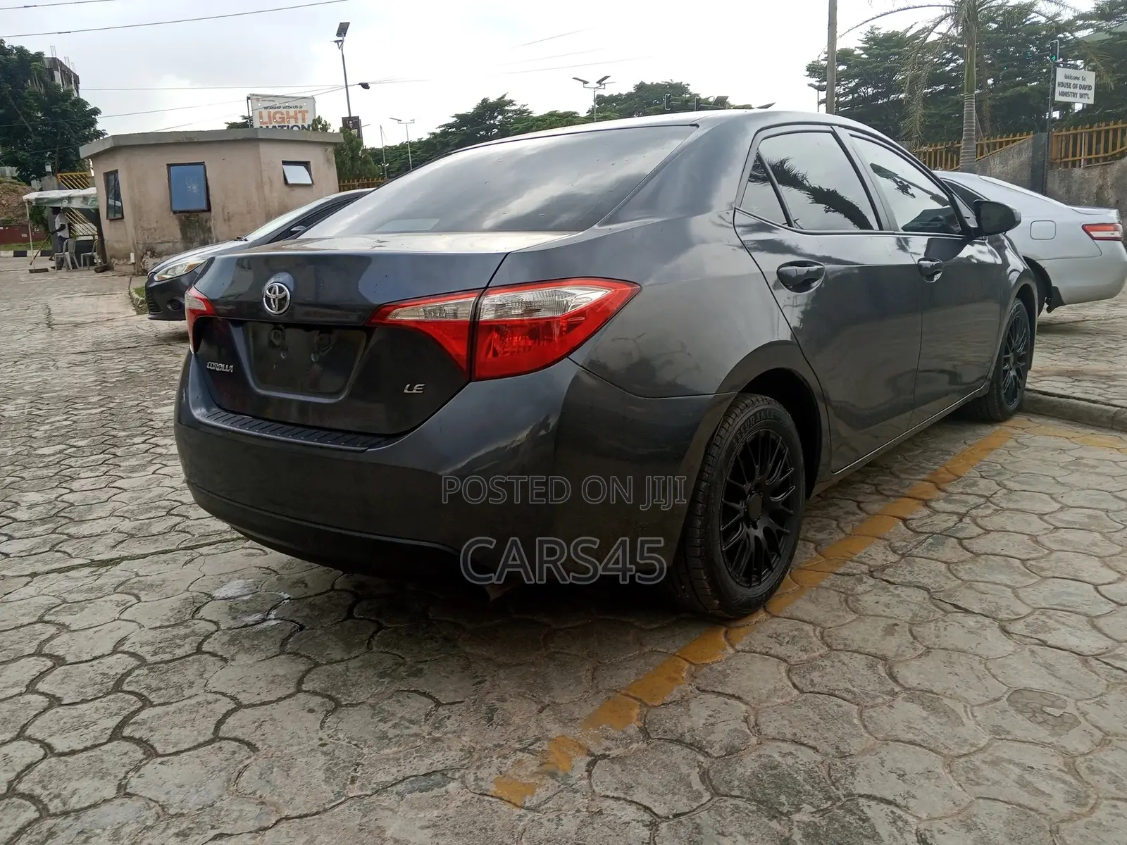 Toyota Corolla 2015 Black