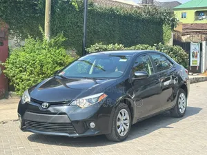 Toyota Corolla 2015 Black