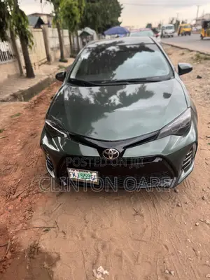Toyota Corolla S Premium 4dr Sedan (1.8L 4cyl CVT) 2014 Green
