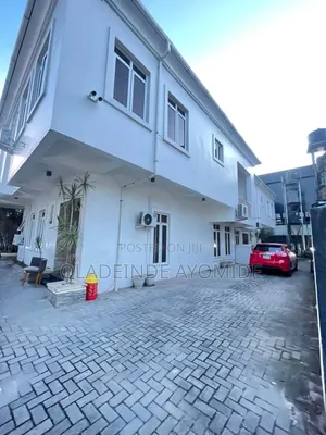 Mini Flat in Lekki Phase 1 for rent