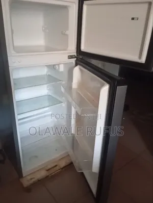 Hisense Refrigerator 172dr- Top Freezer 124l