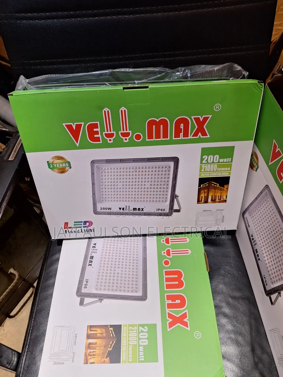Vell Max 300W IP66 LED Floodlight.