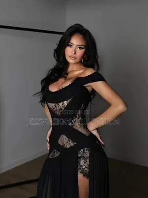 Classic Luxurious Ladies Dinner Gown