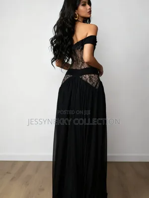 Classic Luxurious Ladies Dinner Gown