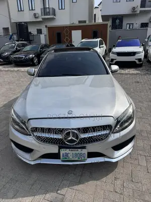 Mercedes-Benz C300 Luxury 4Matic Sedan AWD (2.0L 4cyl 7A) 2016 Silver