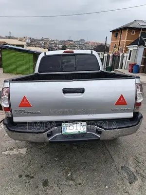 Toyota Tacoma 2009 Silver