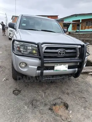 Toyota Tacoma 2009 Silver