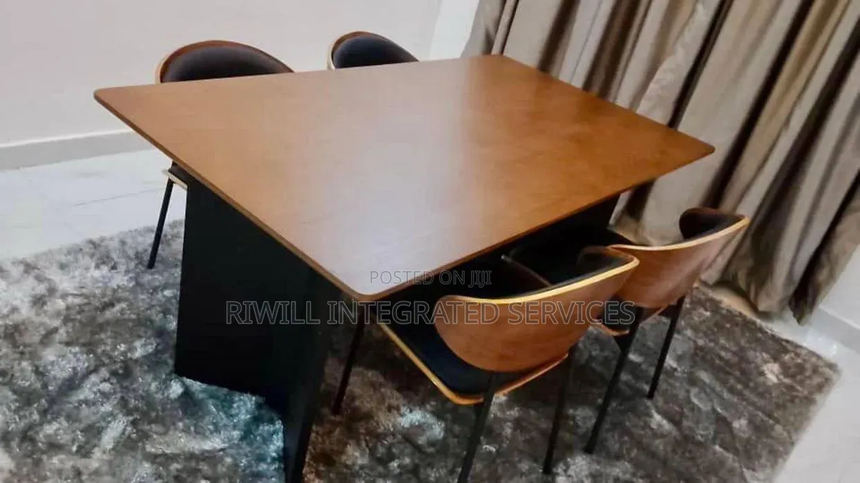 Four Seaters Dining Table Set