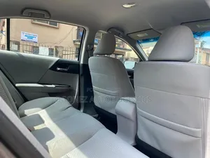 Honda Accord EX 4dr Sedan FWD (2.4L 4cyl 2A) 2016 Gray