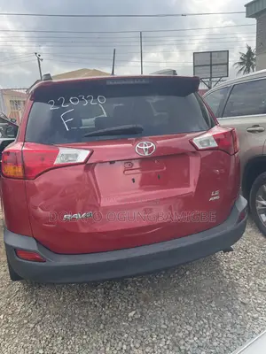 Toyota RAV4 2014 Red