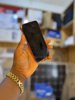 Apple iPhone 12 128 GB Red