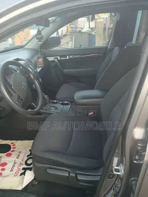 Kia Sorento 2011 Gray