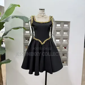 Quality Luxurious Ladies a-Shape Dress