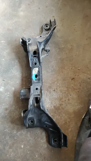 Hyundai Santafe 2015 2by4 Back Beam Empty
