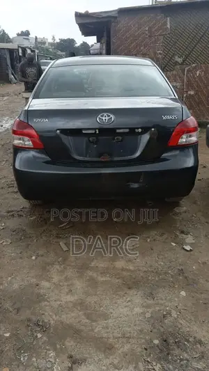 Toyota Yaris 2006 Blue