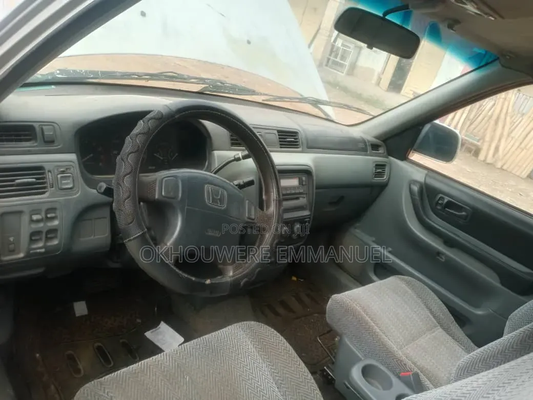 Honda CR-V 1999 Silver