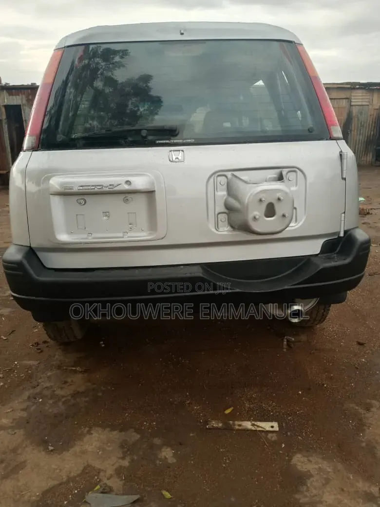 Honda CR-V 1999 Silver