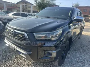 Toyota Hilux 2022 Black