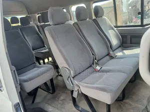 Toyota HiAce 2010 White