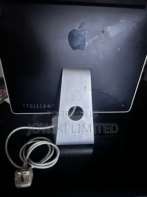 Desktop Computer Apple iMac 8GB Intel Core i5 HDD 1T
