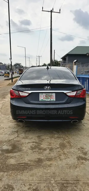 Hyundai Sonata SE Sedan FWD (2.4L 4cyl 6A) 2013 Blue