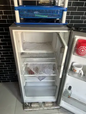 Very Clean and Chilled Refrigerator. That Cools Within 10 Mins